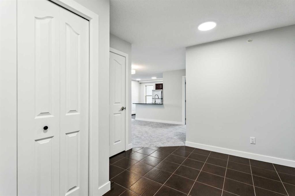 355 Taralake Way NE #427 photo 5