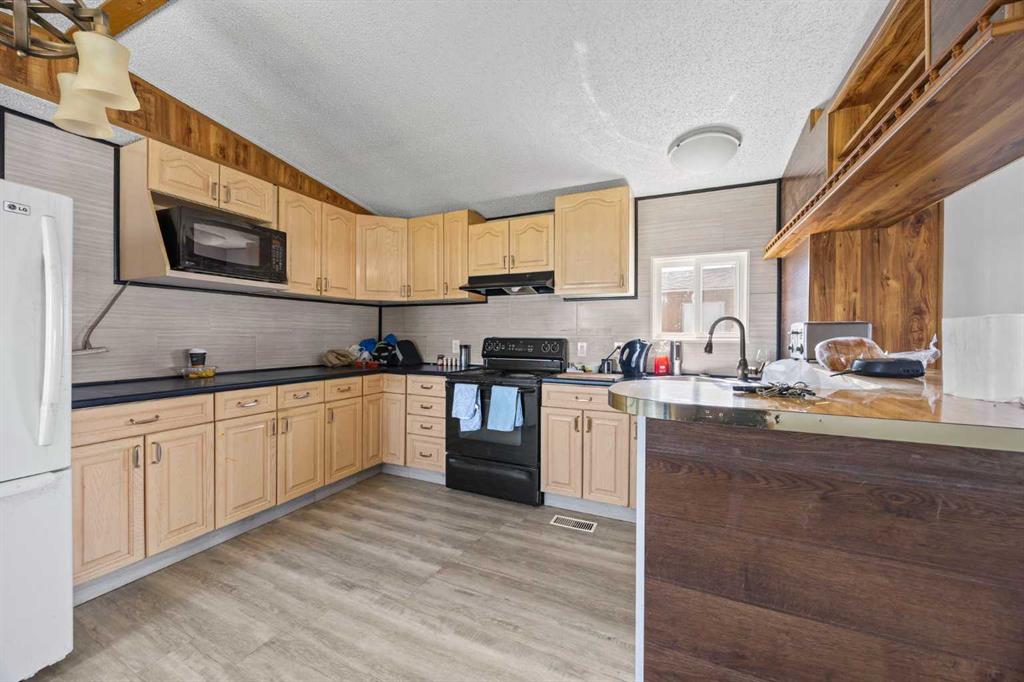 6220 17 Avenue SE #322 photo 2