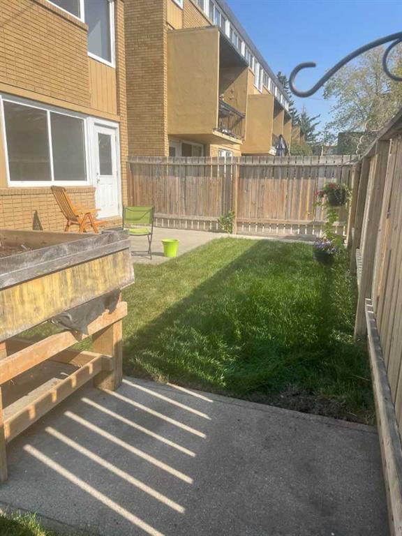 607 69 Avenue SW #101 photo 3