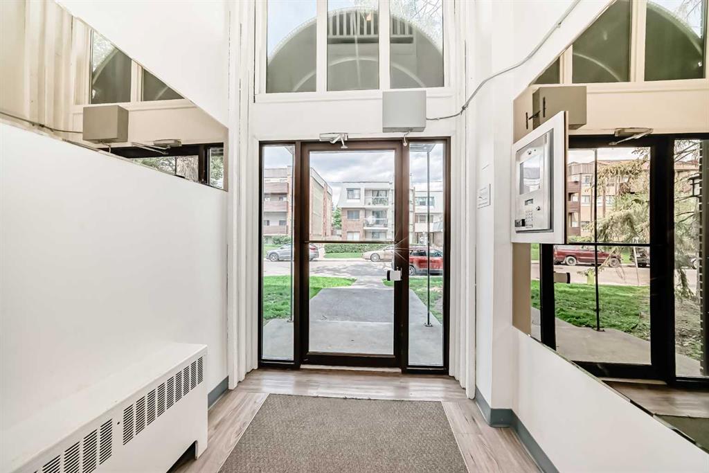 635 57 Avenue SW #305 photo 3