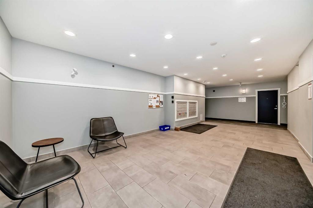 42 Cranbrook Gardens SE #1305 photo 5