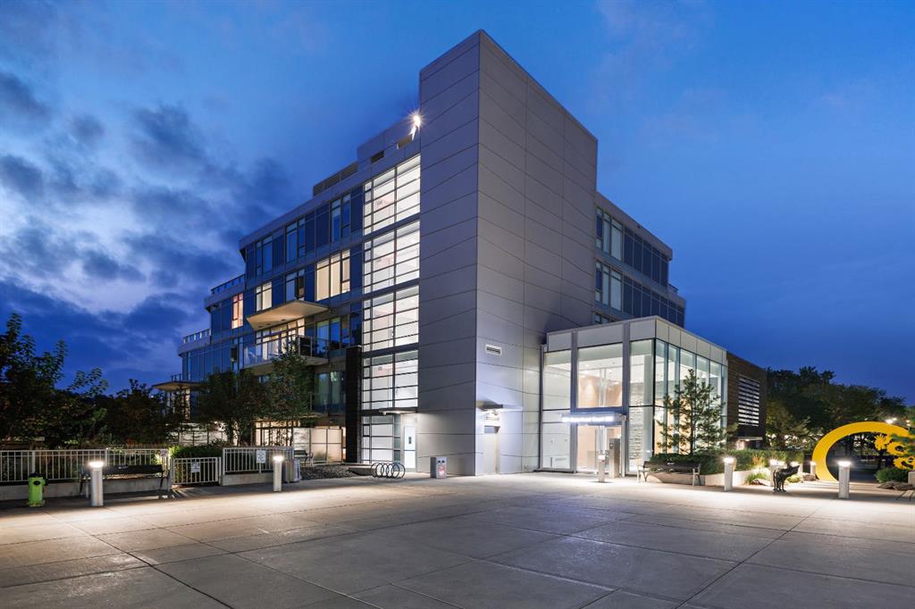 128 Waterfront Court SW #104
