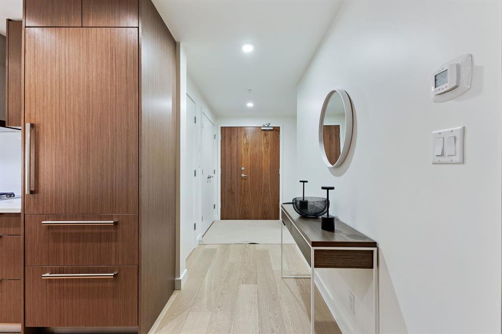 128 Waterfront Court SW #104 photo 2