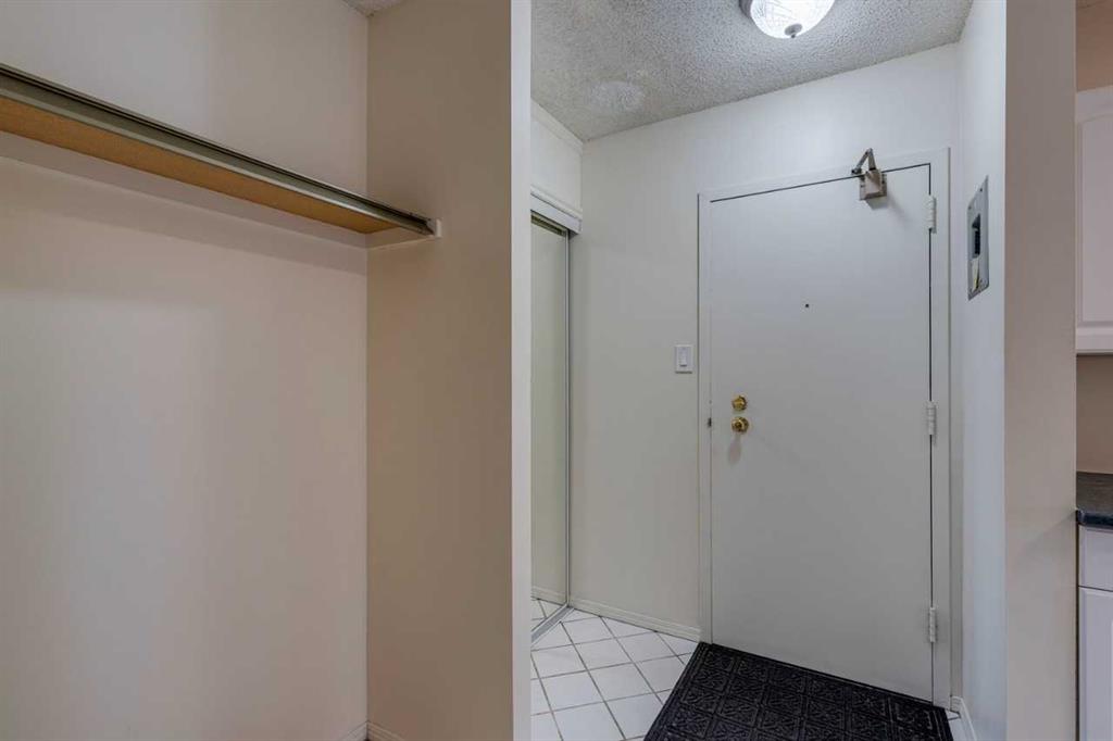 1320 12 Avenue SW #401 photo 4
