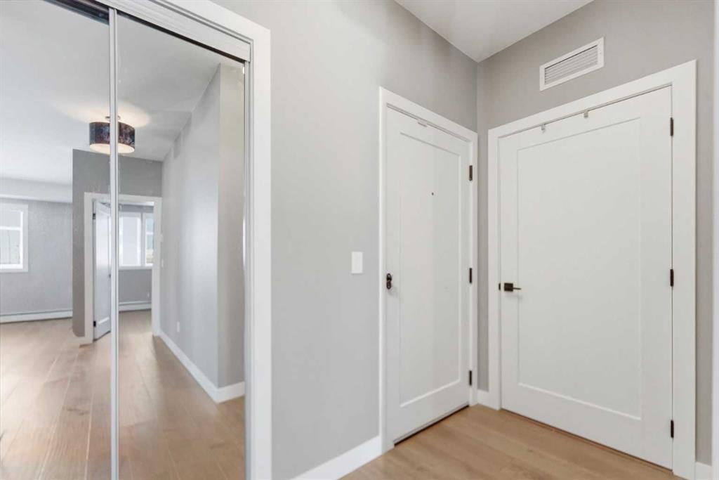 2702 17 Avenue SW #209 photo 3