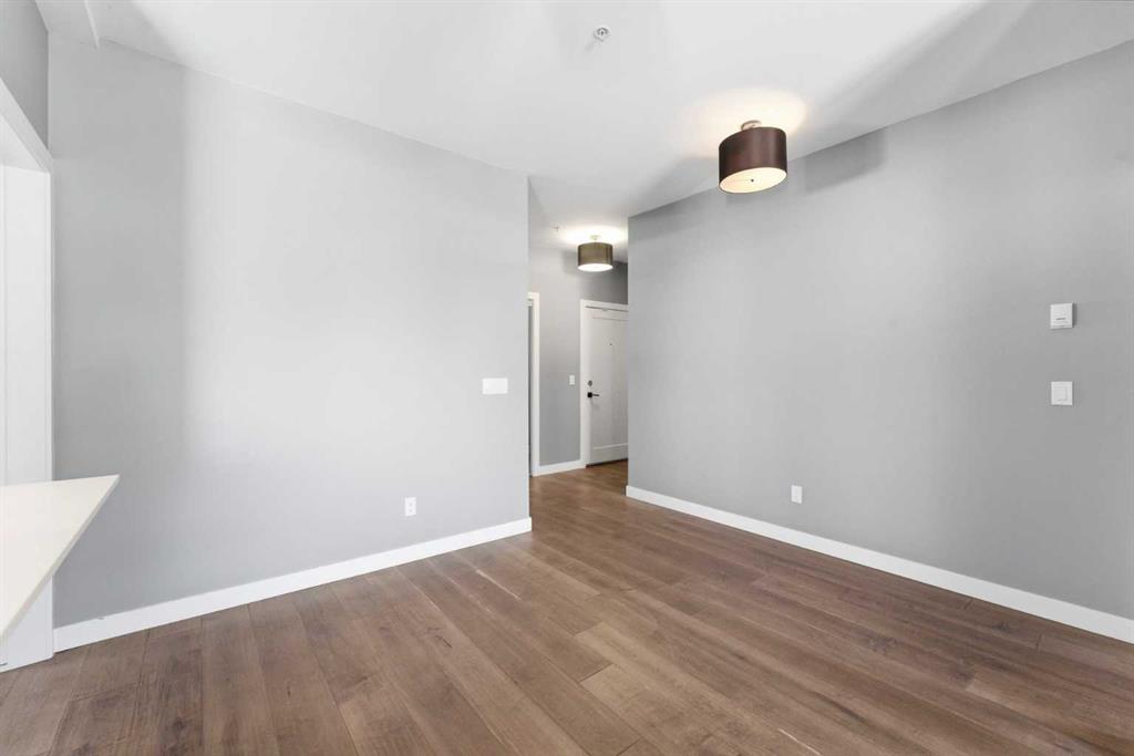 2702 17 Avenue SW #209 photo 5