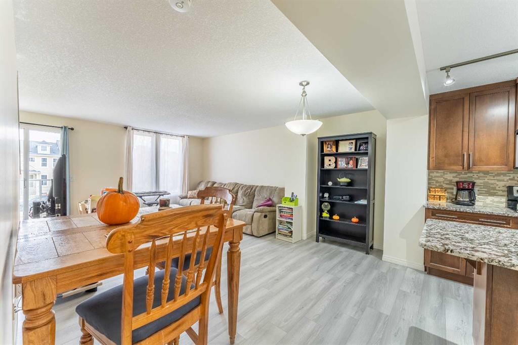 37 Auburn Bay Link SE photo 5