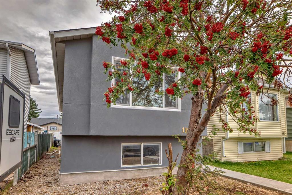 110 Falmere Way NE photo 3