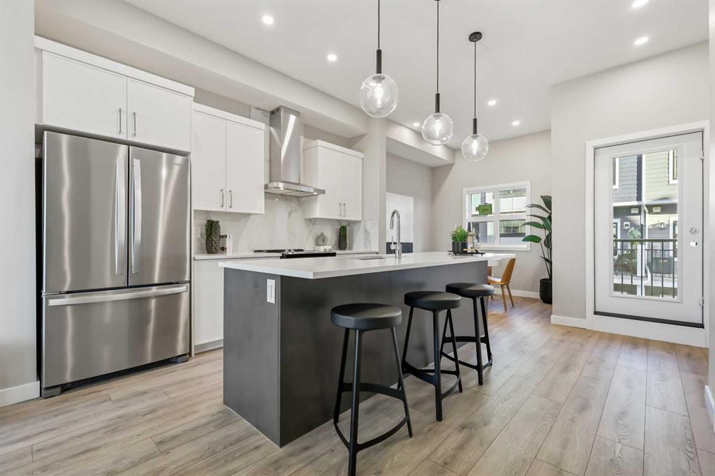 185 Mahogany Gardens SE #402 photo 4