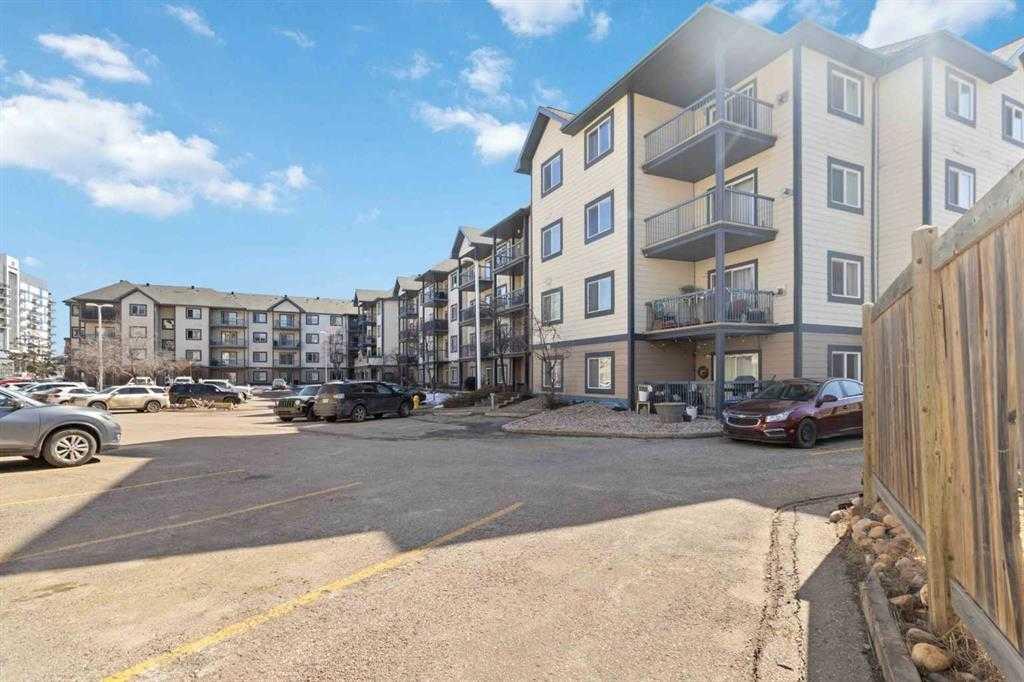 100 Richard Street #320