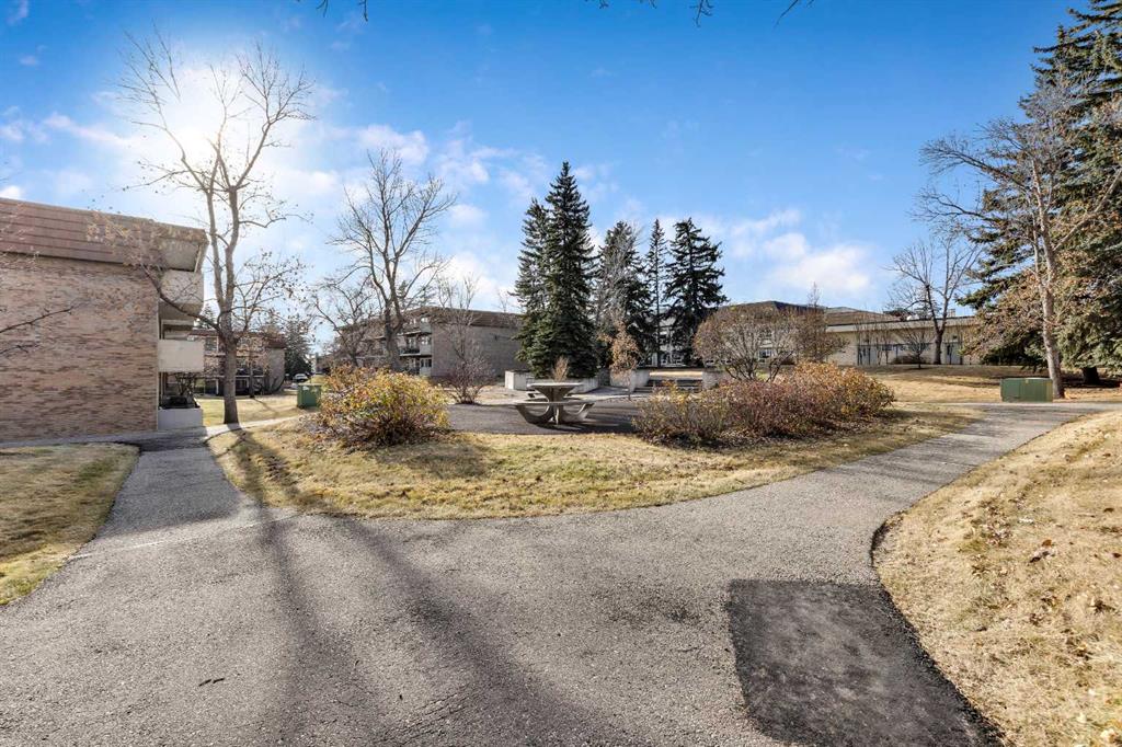 231 Heritage Drive SE #34B photo 2