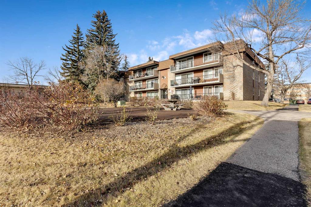 231 Heritage Drive SE #34B photo 3