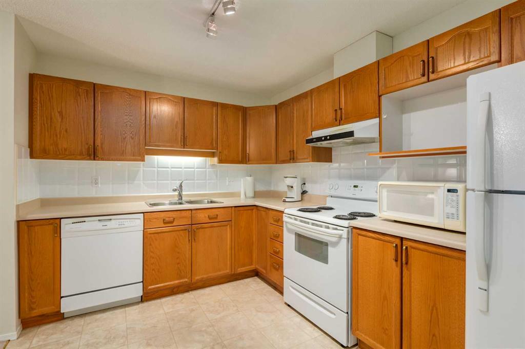 3204 Sienna Park Green SW #3204 photo 5