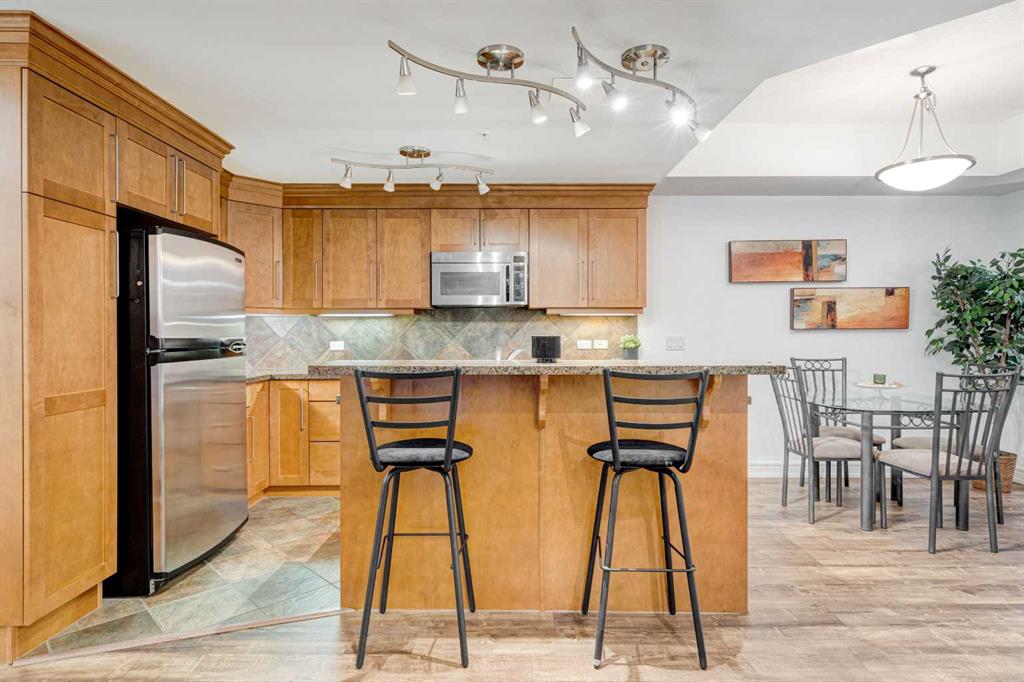 110 7 Street SW #503 photo 2