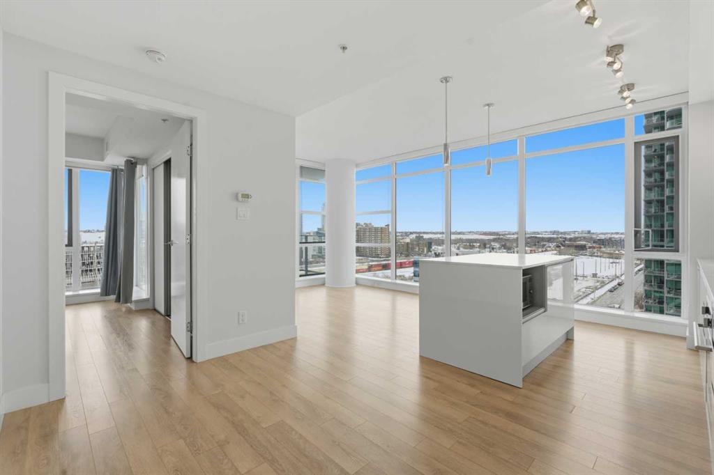 1122 3 Street SE #1002 photo 2