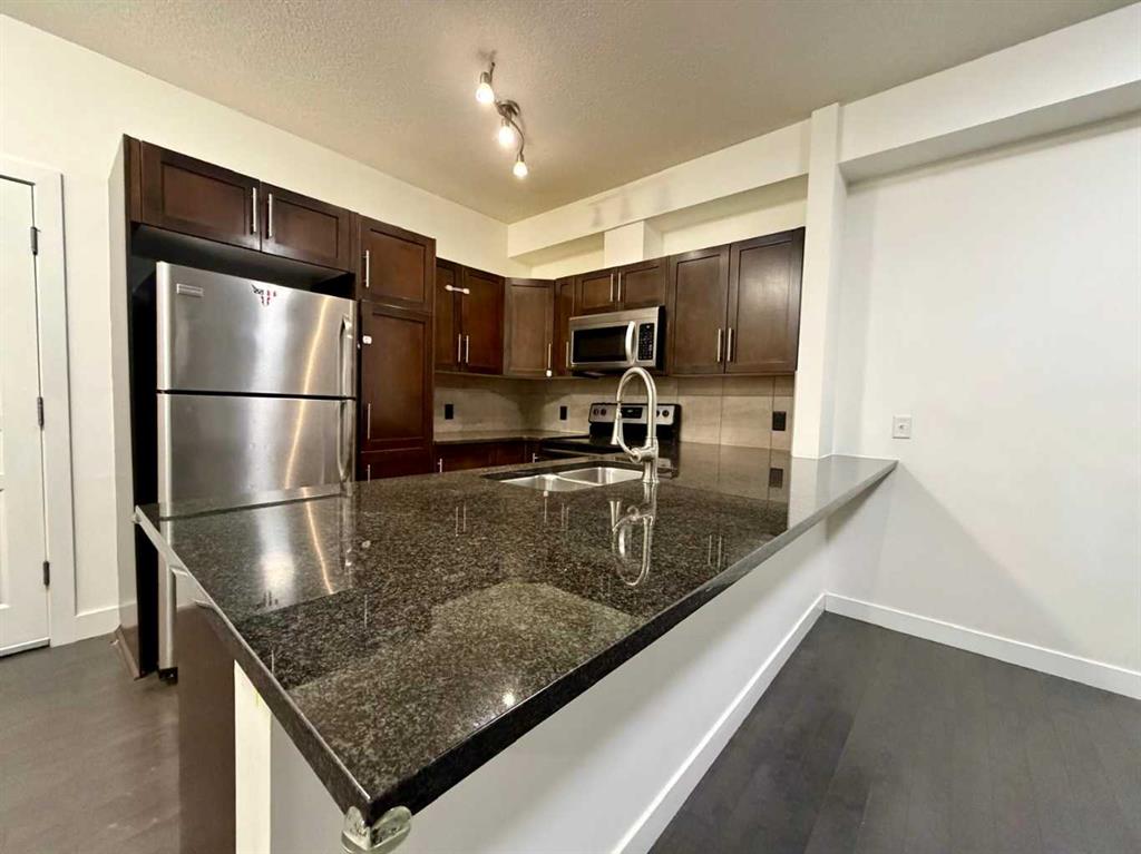 48 Panatella Road NW #112 photo 3