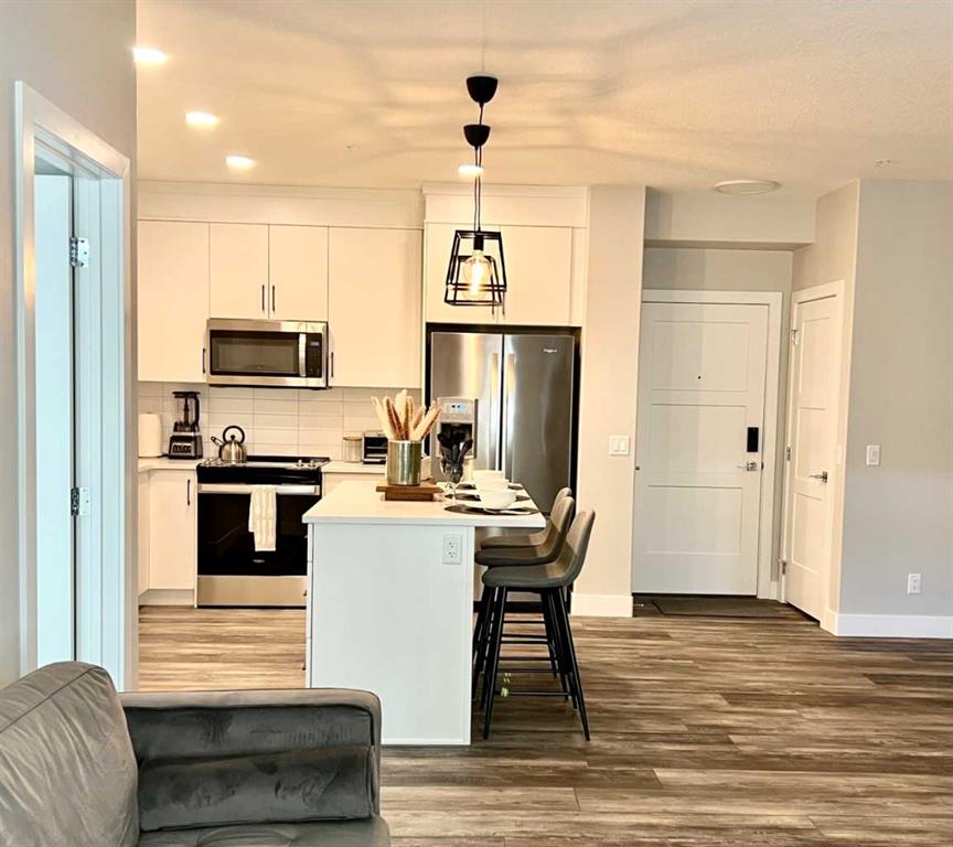 8355 19 Avenue SW #110 photo 5