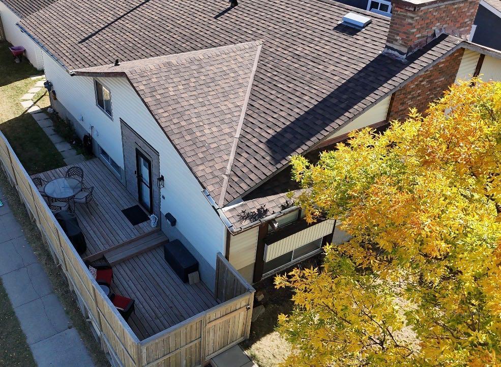 8432 Berkley Road NW photo 2