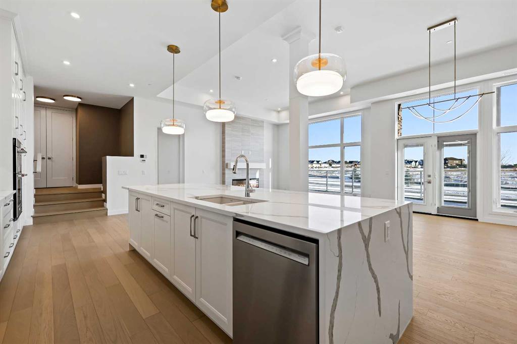 140 Marina Cove SE #102 photo 4