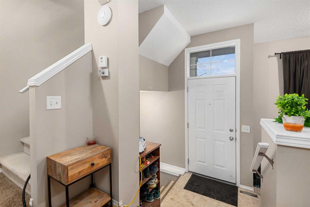 205 Mckenzie Towne Gate SE photo 5
