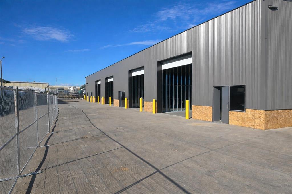 14 Griffin Industrial Point