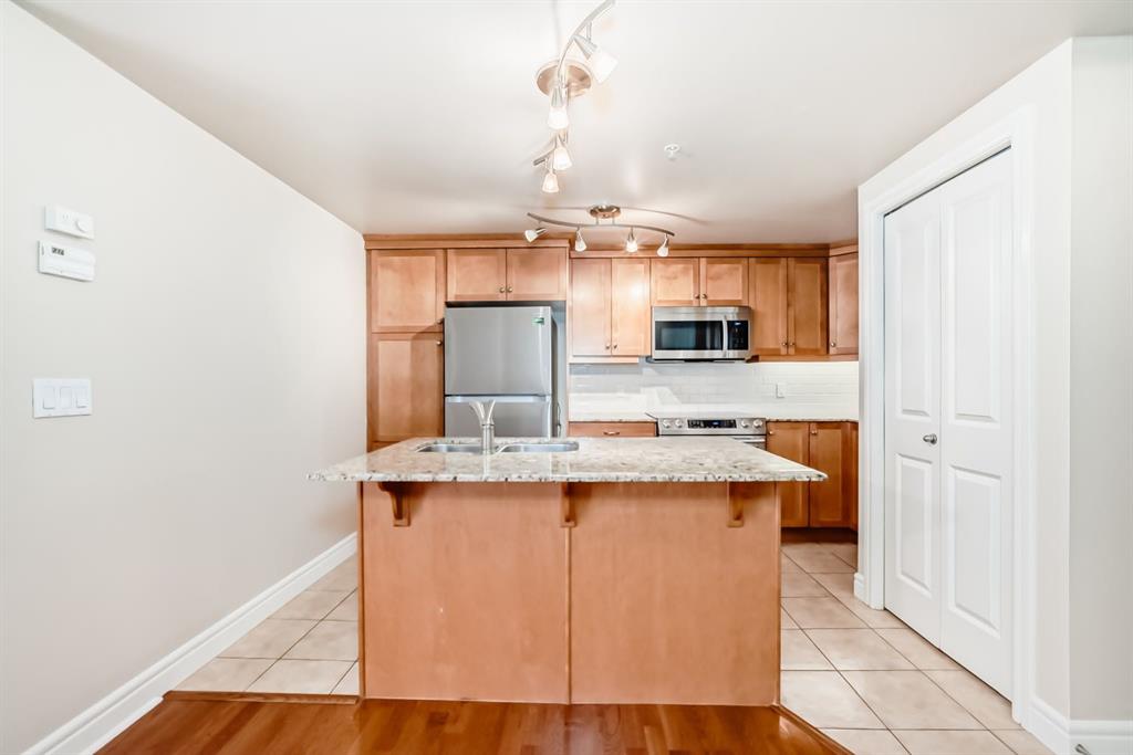 920 5 Avenue SW #701 photo 5