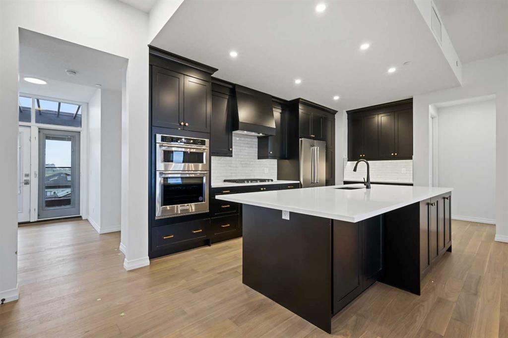 130 Marina Cove SE #301 photo 3