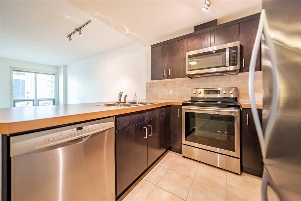 1410 1 Street SE #503 photo 5