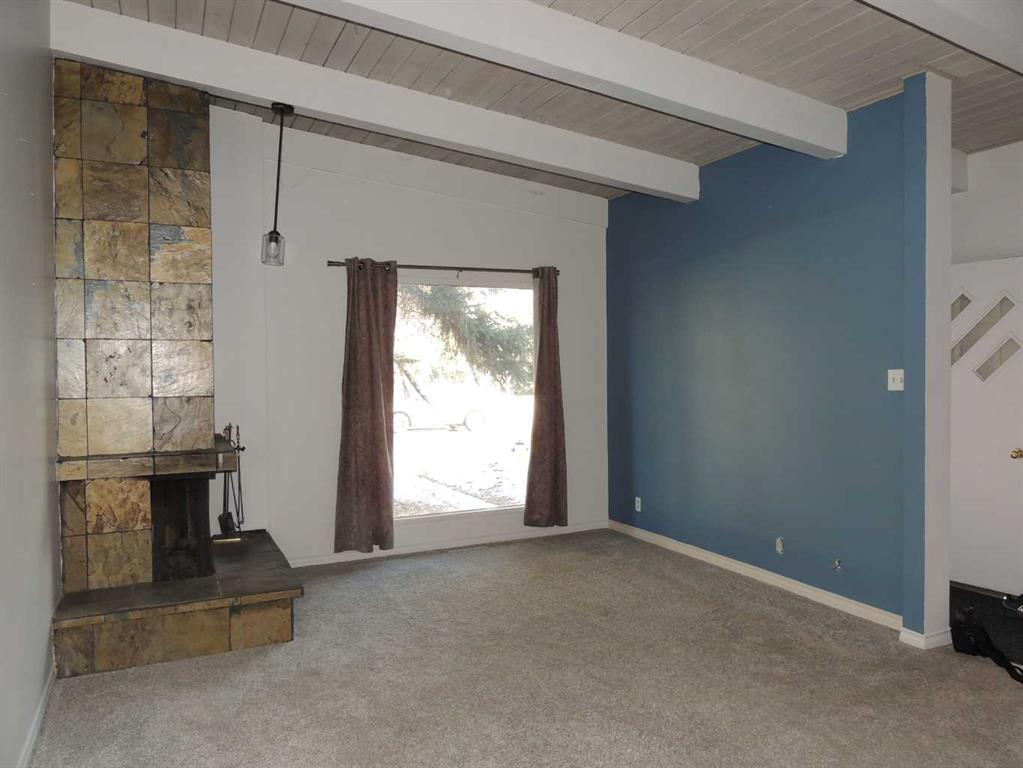 2713 Canmore Road NW photo 5