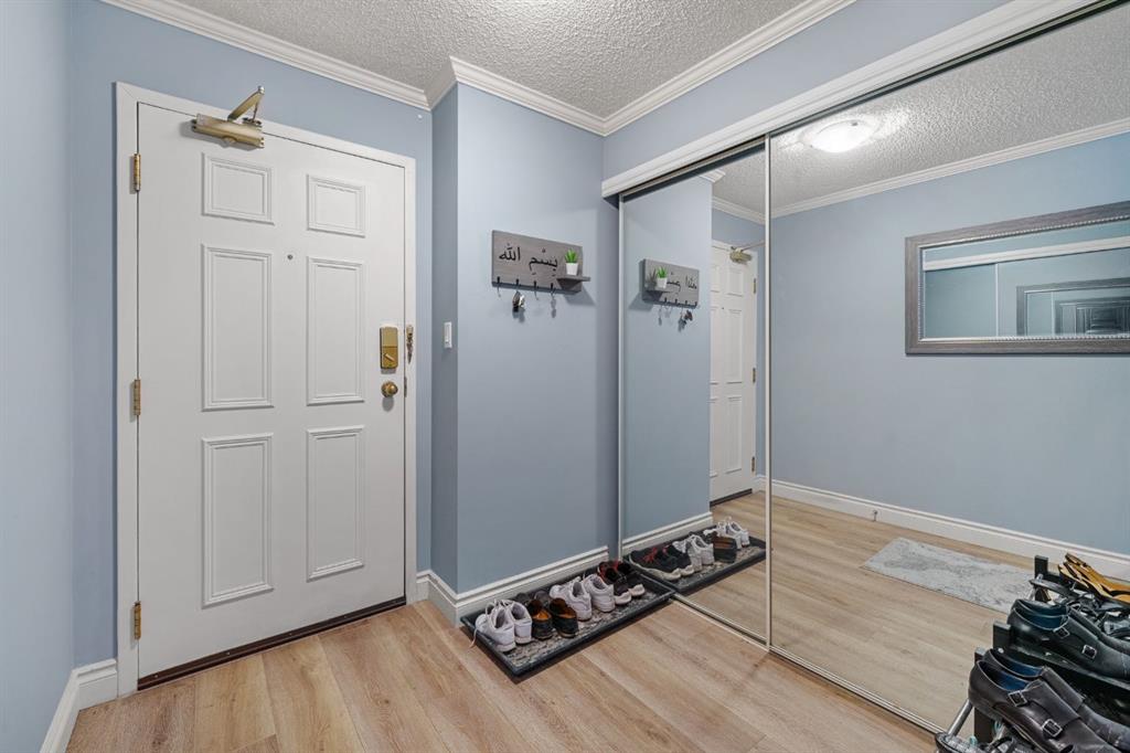 1001 13 Avenue SW #1150 photo 3