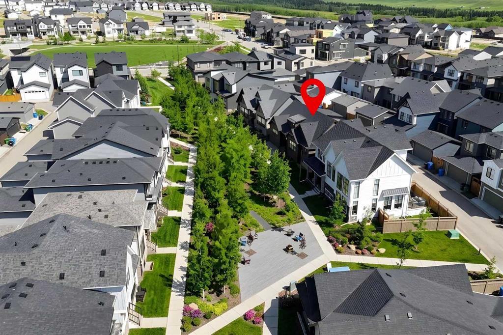90 Treeline Gardens SW photo 2