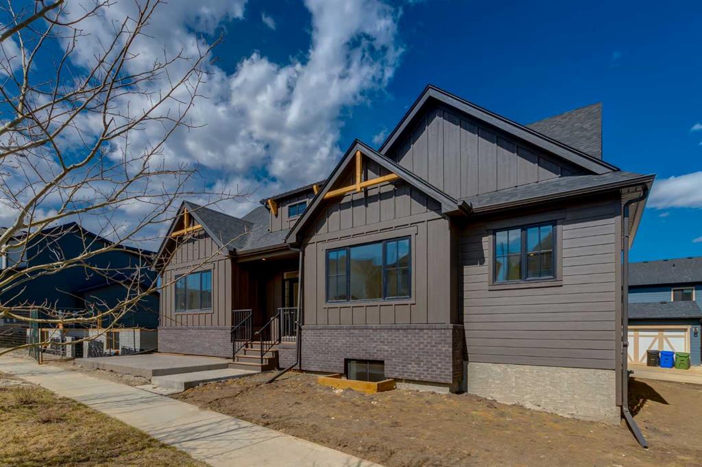 90 Treeline Gardens SW photo 3