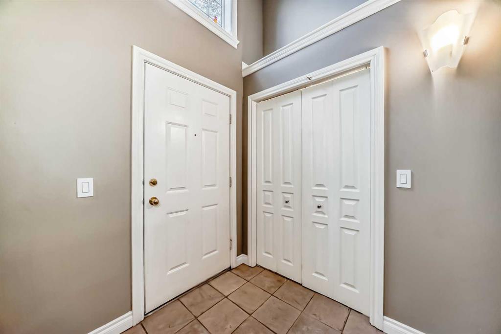 1145 Cameron Avenue SW photo 2