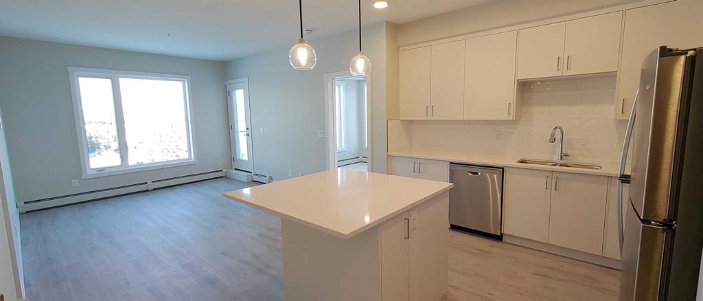 660 Shawnee Square SW #403