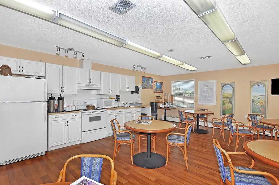 5200 44 Avenue NE #1330 photo 3