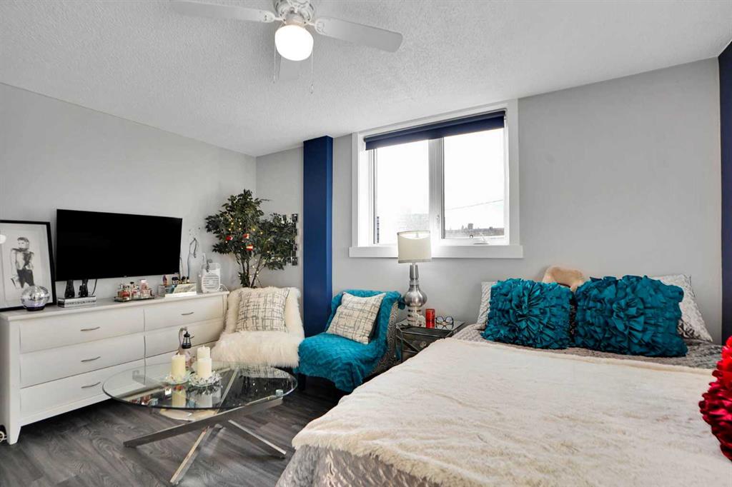 1111 15 Avenue SW #204 photo 3