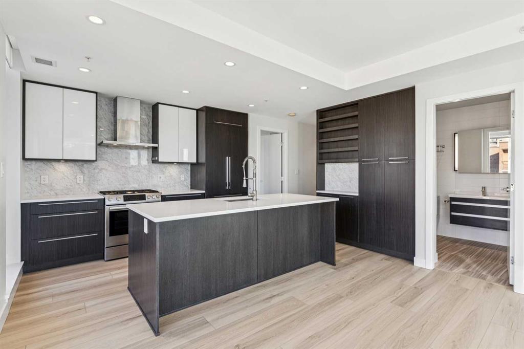 930 16 Avenue SW #602 photo 2