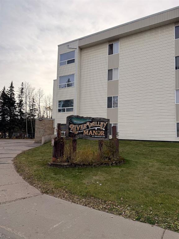 111 Charles Avenue #411
