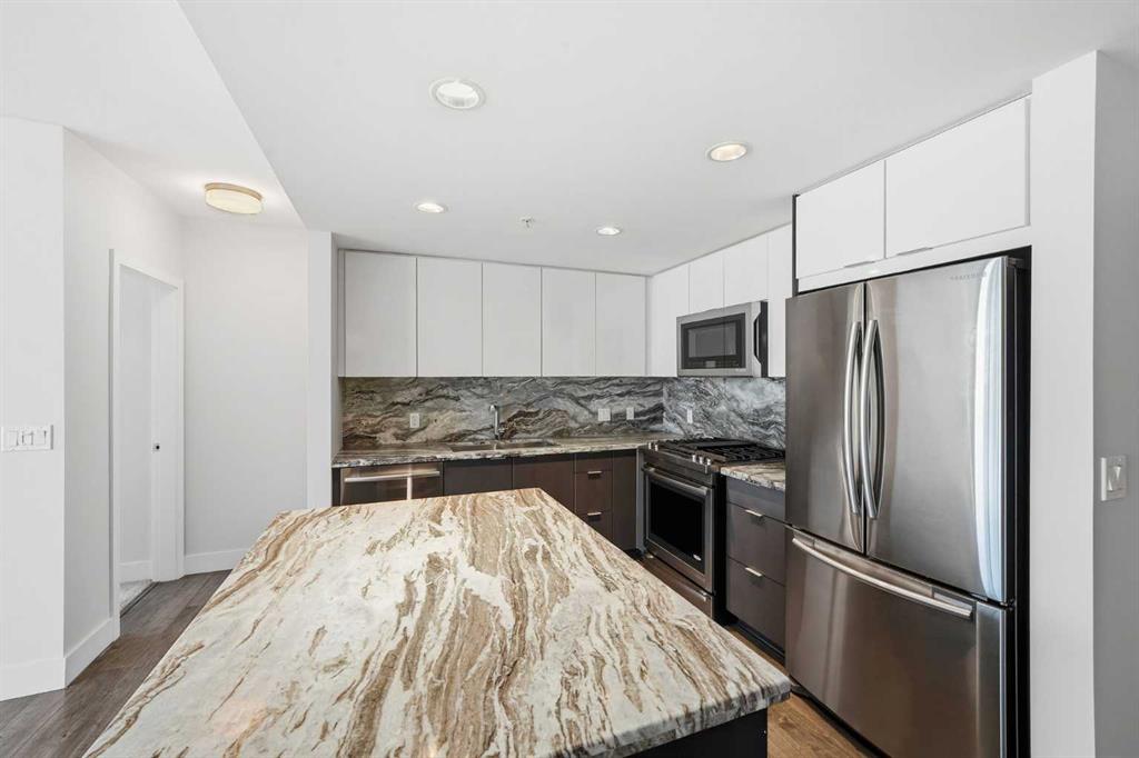 510 6 Avenue SE #1604 photo 4