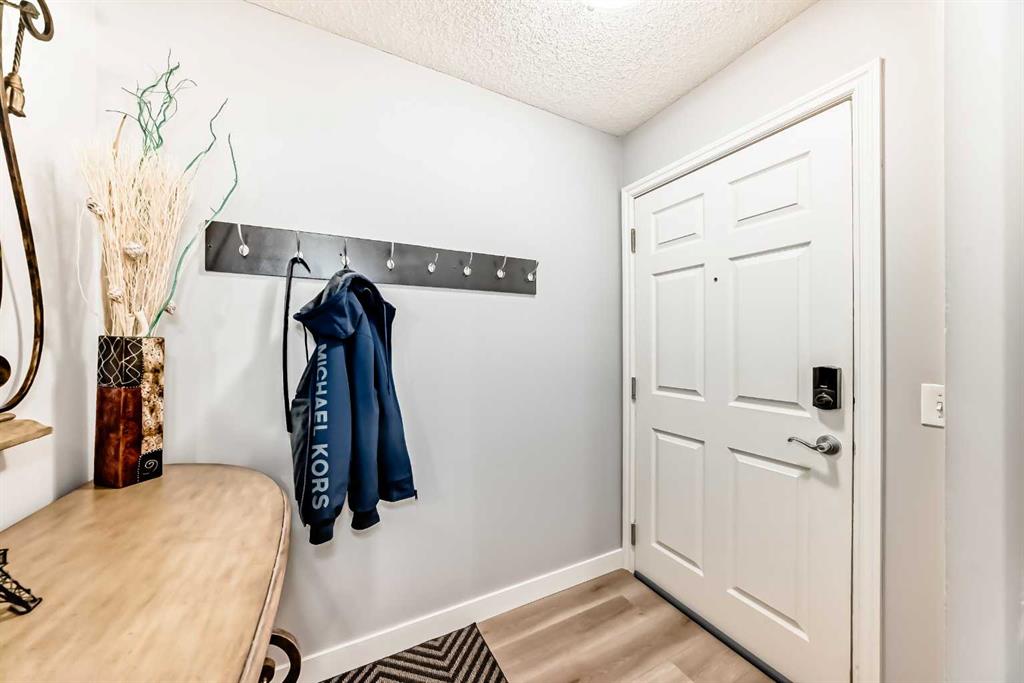 5200 44 Avenue NE #2215 photo 3