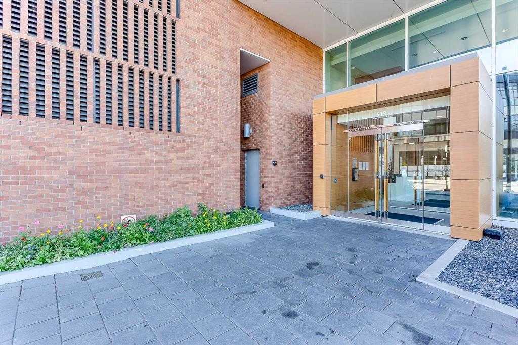 519 Riverfront Avenue SE #805 photo 3