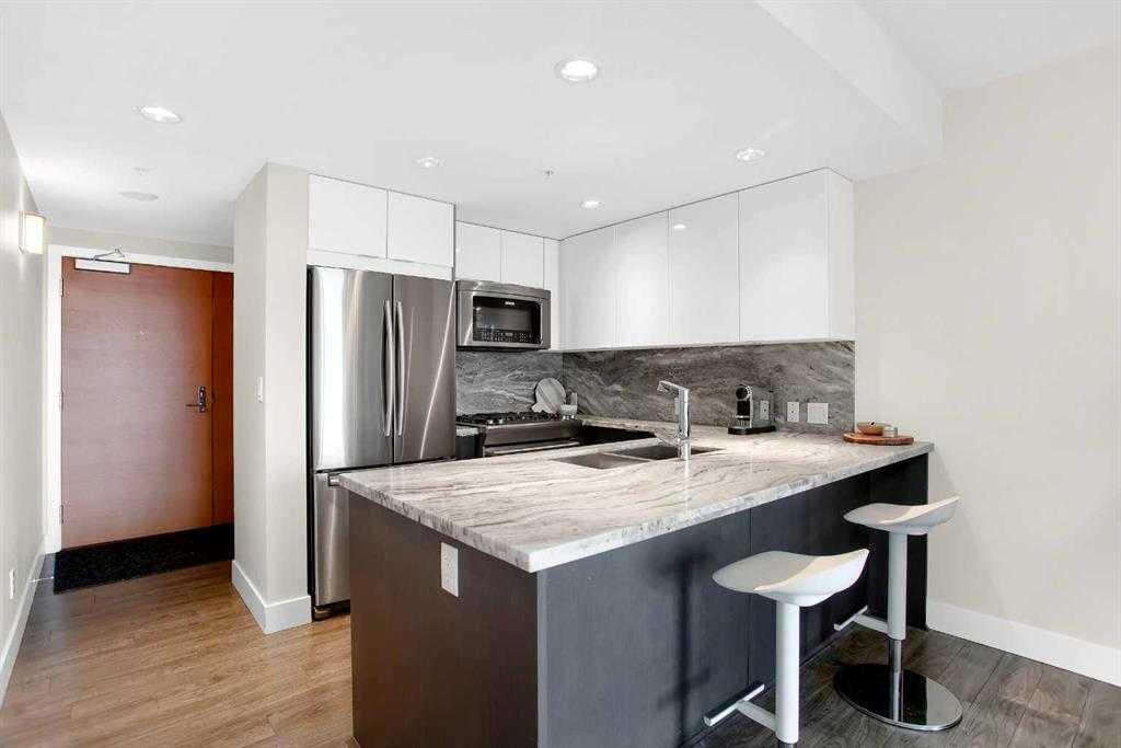 519 Riverfront Avenue SE #805 photo 5