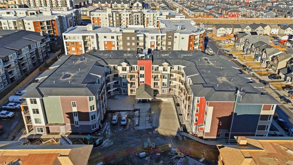 15 Skyview Point Crescent NE #2215 photo 2