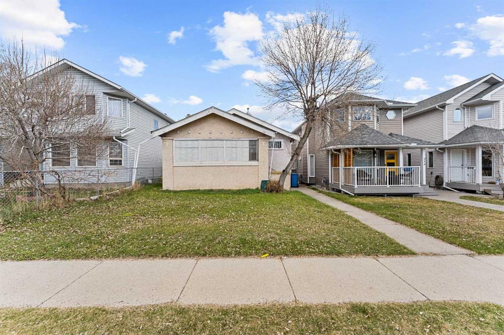216 15 Avenue NW photo 2