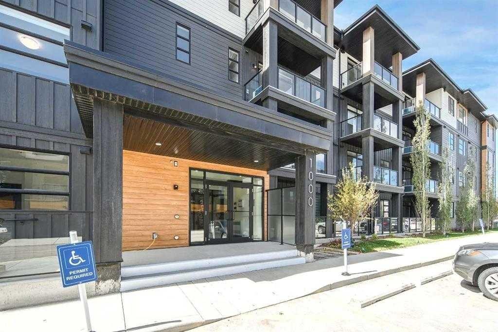 55 Lucas Way NW #1207