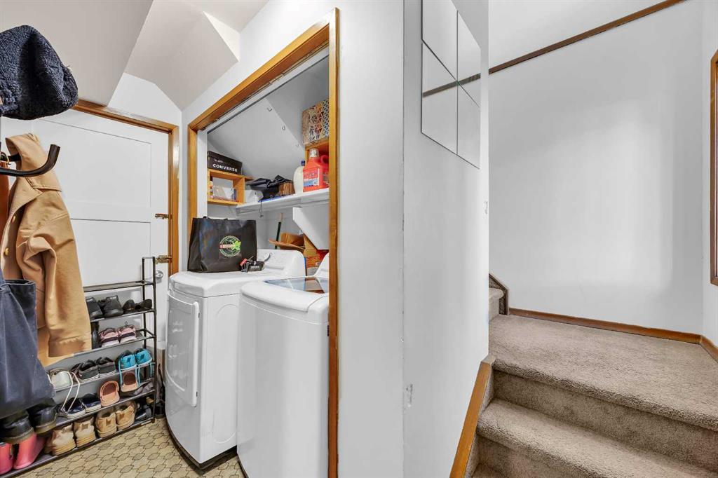 49 Beacham Way NW photo 4