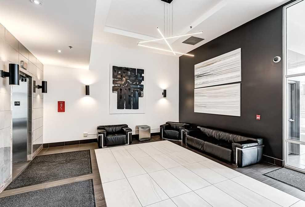 210 15 Avenue SE #1303 photo 2