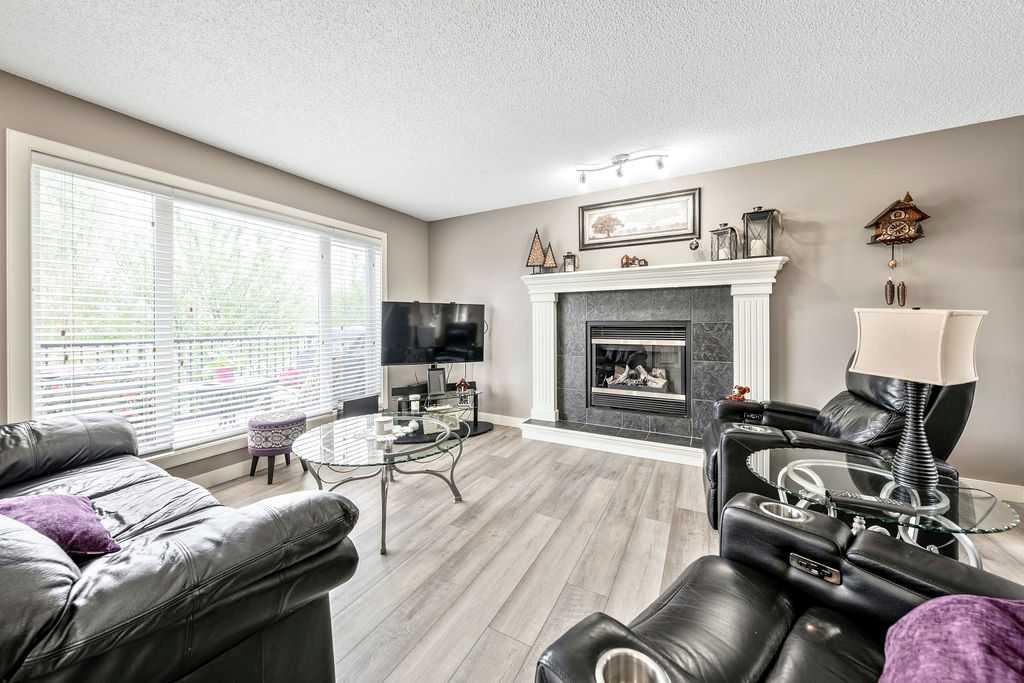 20 Sherwood Rise NW photo 3