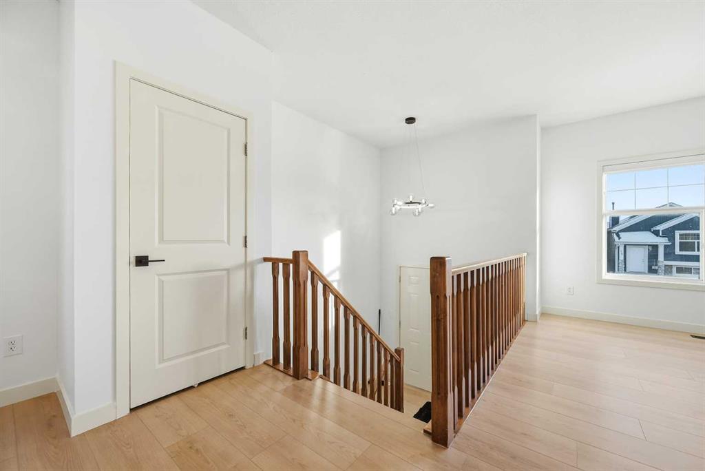 81 Saddlemont Road NE photo 5