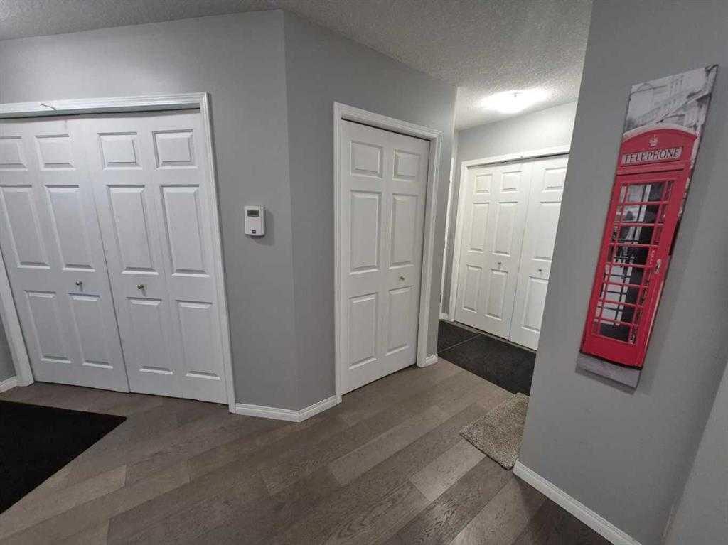 422 BridleCreek Green SW photo 2